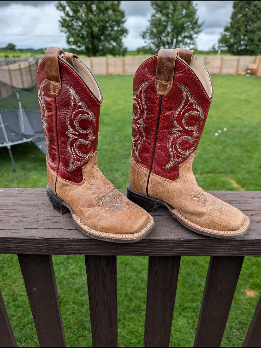 Boys Old West Two-Tone Western Cowboy Boots - Tan & Red - Picture 2 of 5